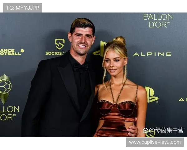 库尔图瓦复出在即!周末对决塞维利亚,雅辛奖得主能否再现神扑?