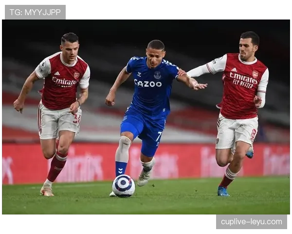 伦敦德比战火重燃！水晶宫主场迎战切尔西，排名关键战一触即发