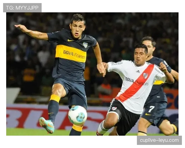 南美足球联赛竞争升级，新星闪耀点燃未来希望