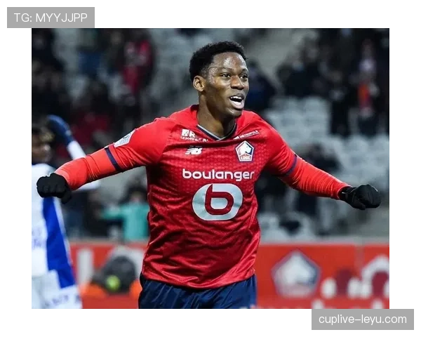 乔纳森·戴维:从新星到头号射手的成长轨迹与责任担当