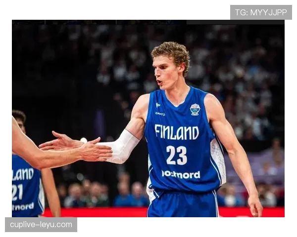 马尔卡宁精准挡拆拉开空间助森林狼提升三分效率