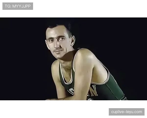 鲍勃·库西无球走位提升快攻效率，显著区别于同期控卫打法